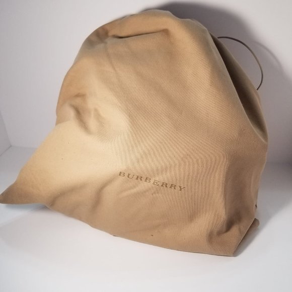 NWT Authentic Brand New BurBerry Medium Rucksack In Vintage Check Nylon - Picture 13 of 13